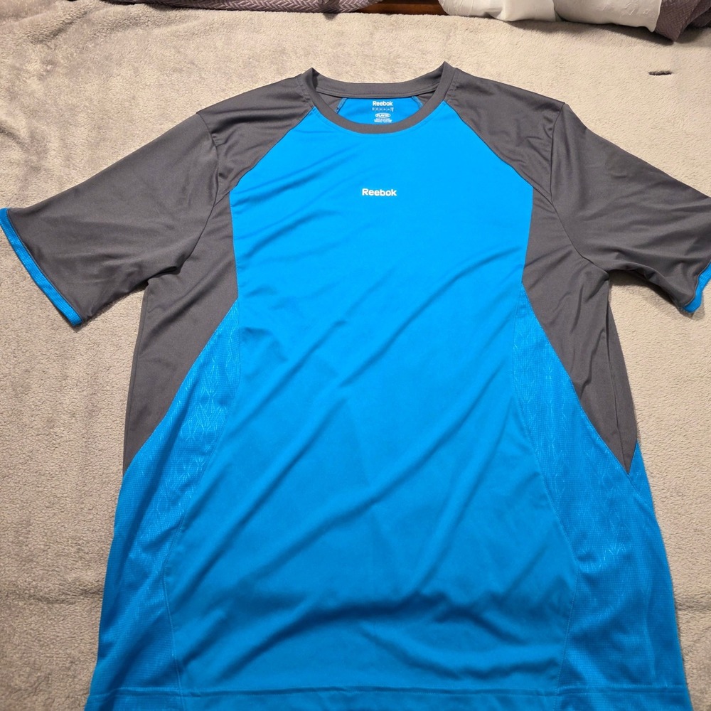 Reebok PlayDry Mens‎ XL Blue Gray Colorblock Athletic Training T-Shirt K41608